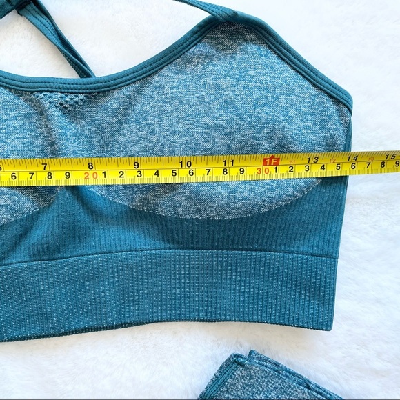 TWO PIECE WORKOUT SET Leggings and Sports Bra Size Small Gym Compression - Picture 4 of 12